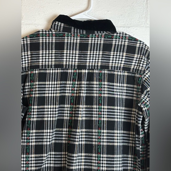 Vintage Basic Editions 1990’s Button Down Casual Holiday Long Sleeve Shirt - Picture 7 of 7
